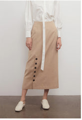 Jupe midi en lin à détails boutonnés et coupe ajustée